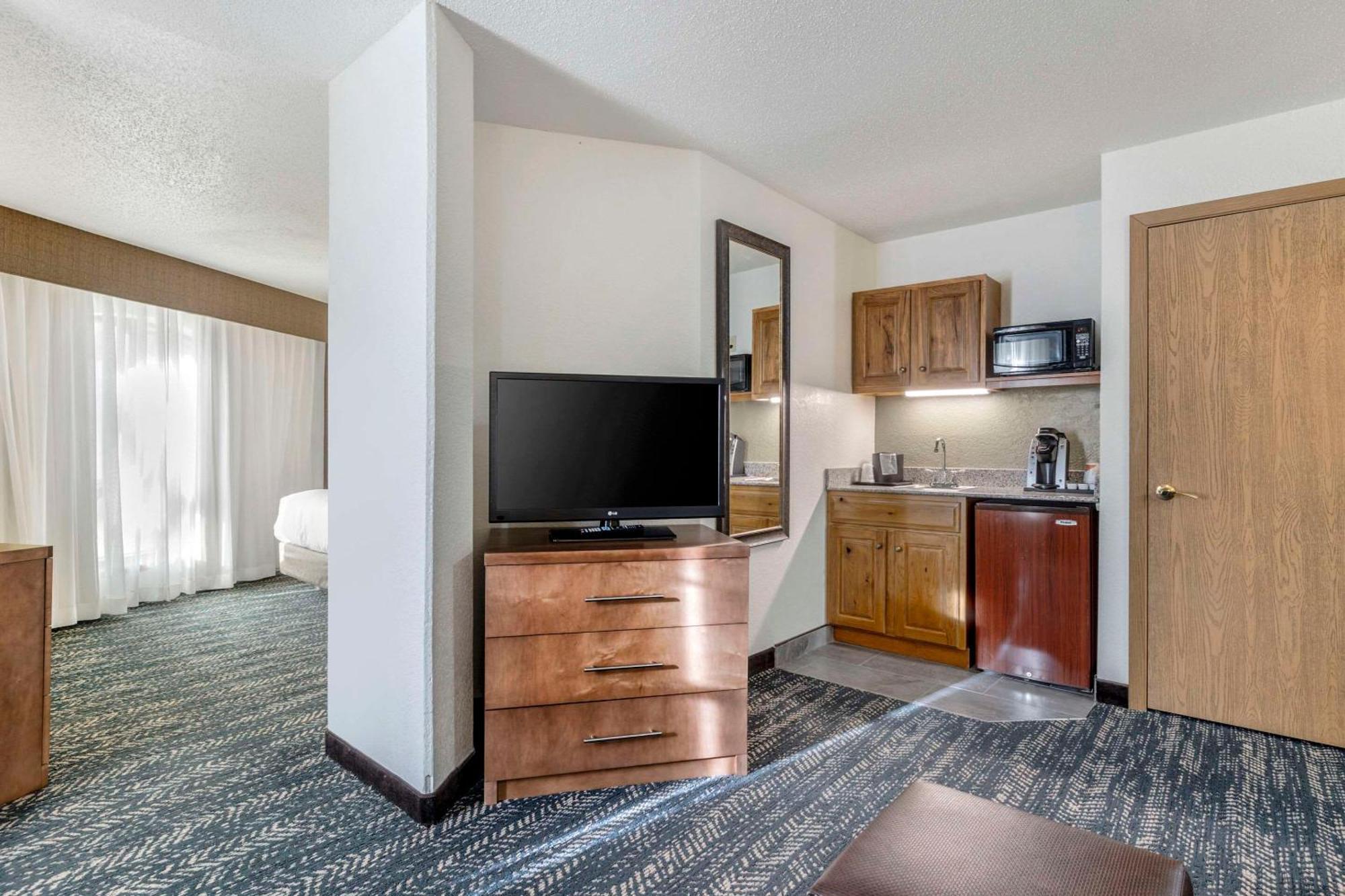 Hotel Comfort & Mt Rushmore 3*
